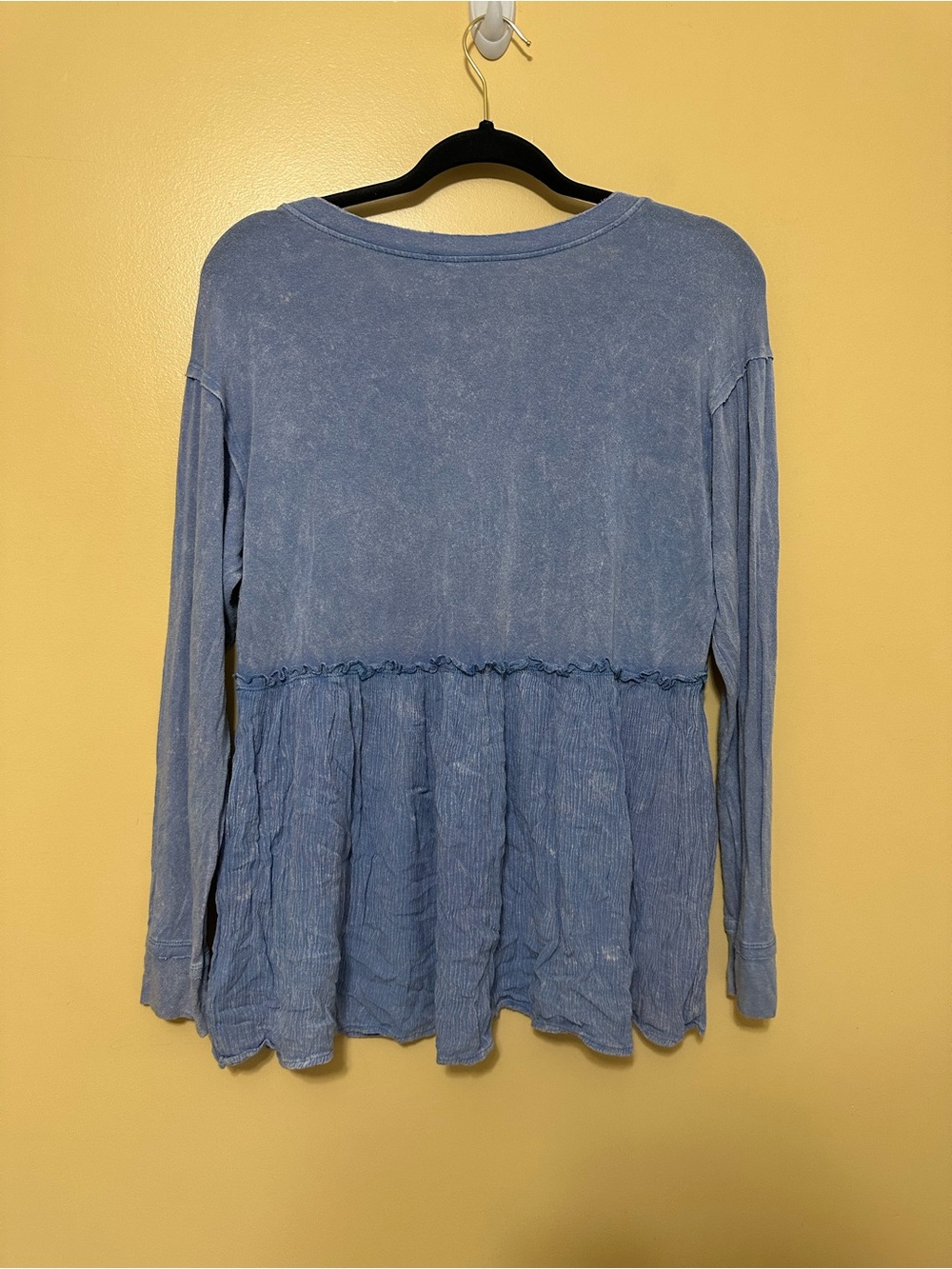 Altar’d State Mixed Media V-neck Babydoll Top Women S Washed Blue - Picture 4 of 4
